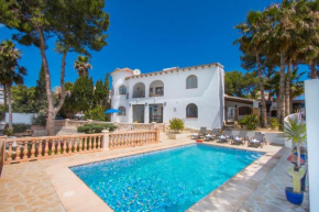 Отель Abahana Villas Green Views  Бенисса